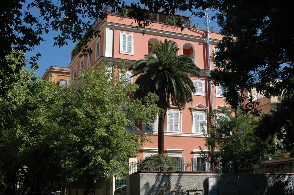 Hotel Casa Valdese Roma Екстер'єр фото